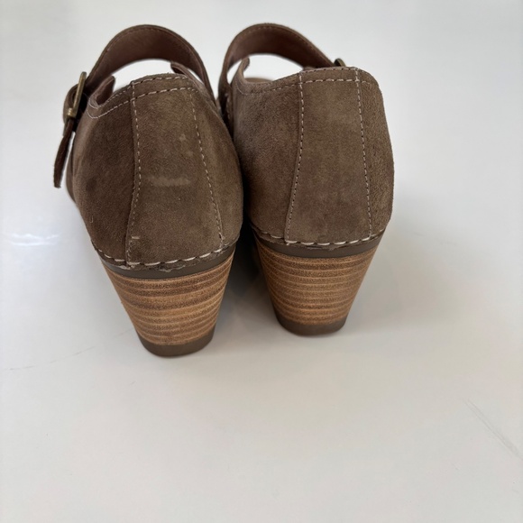 Dansko Sandra Suede Wedge Mary Jane Shoes Taupe Brown EU 40 US 9.5-10 - Picture 10 of 13